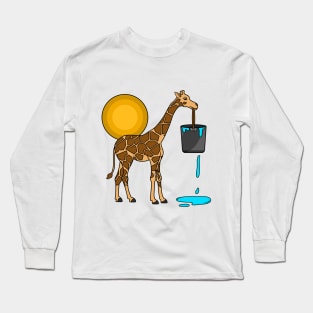 Cute giraffe with an overflowing bucket of water Long Sleeve T-Shirt